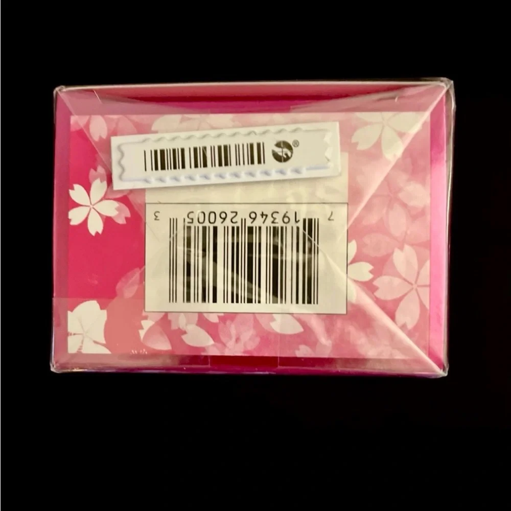 Juicy Couture Viva La Juicy Petals Please 3.4oz Large bottle sealed in plastic